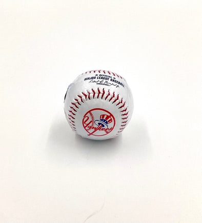 NY Yankees Top-Hat Logo - Official MLB Baseball